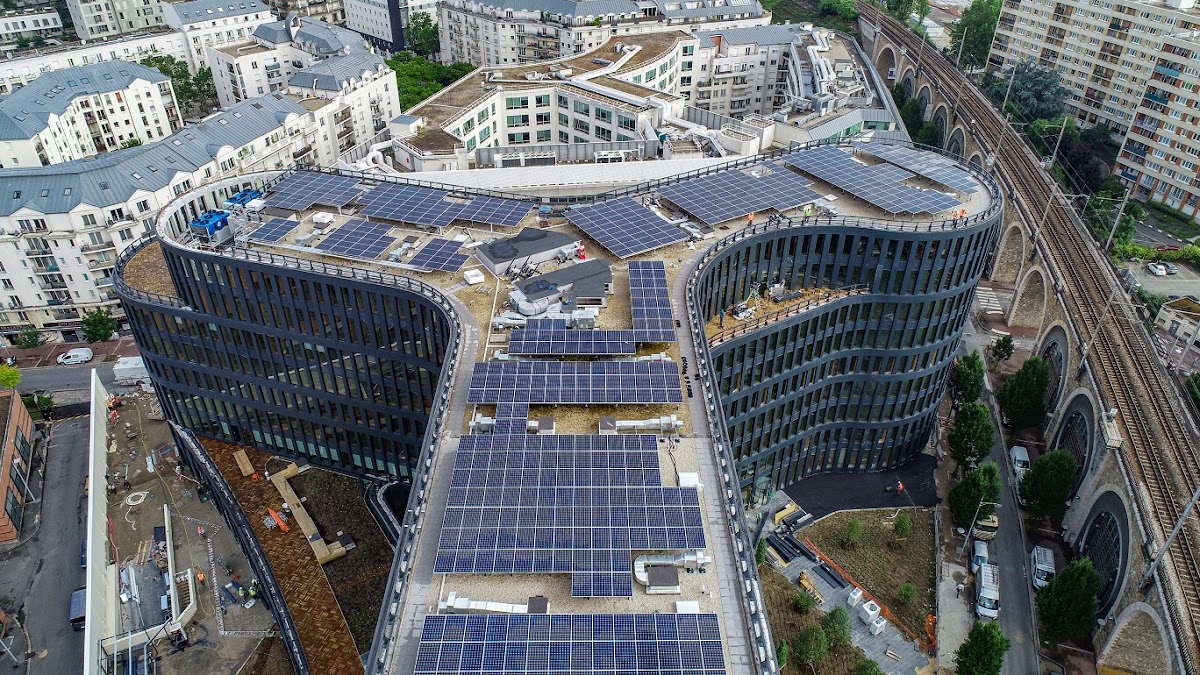 Solstyce, Paris