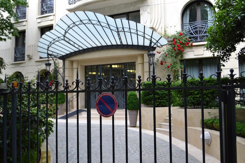 Arif Law Offices, Paris