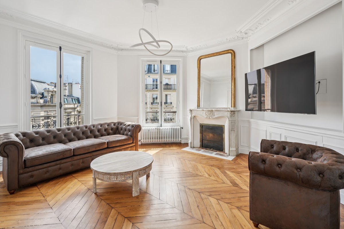 SQUARE RENOVATION, Paris
