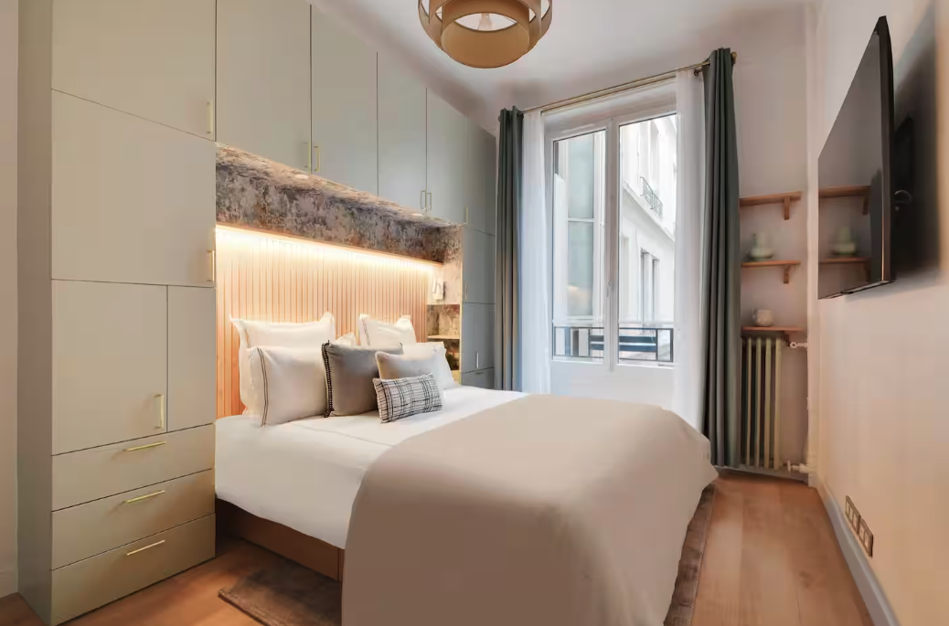 Relocation In Paris