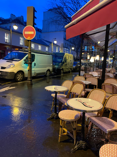 Cafe Charlot