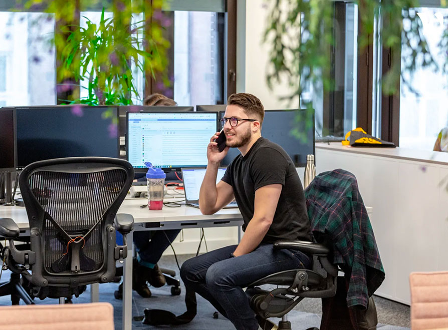 Uniflow, Paris
