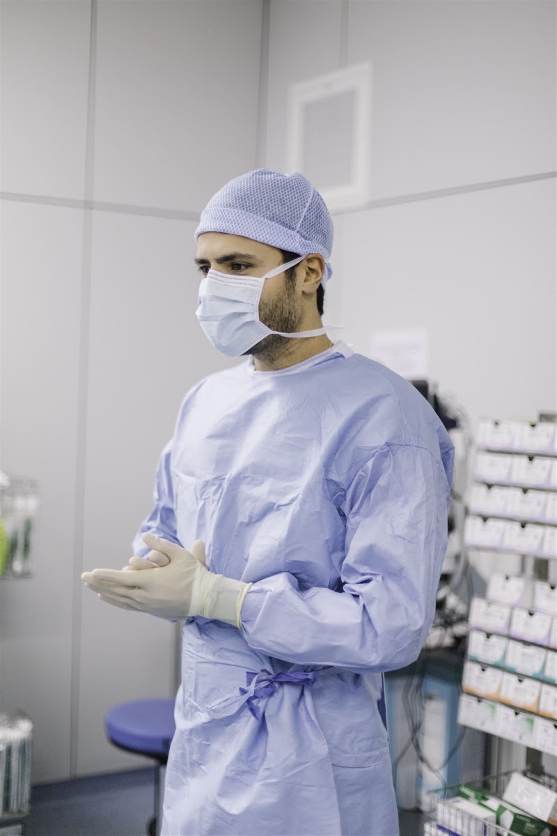 Dr Jerry Levy, Paris