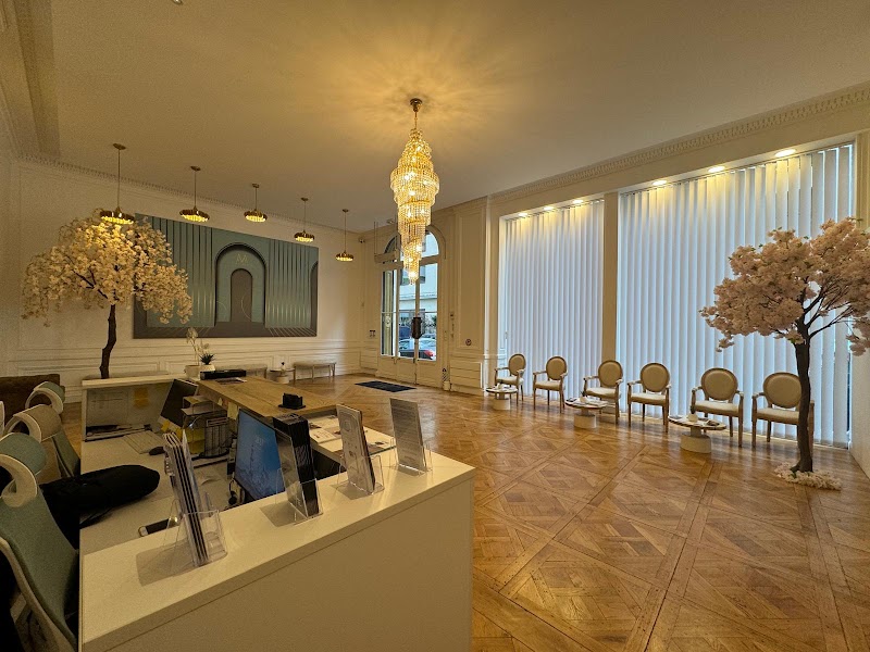 Maison Marignan, Paris