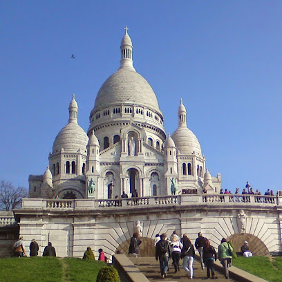 Holiday Inn Paris - Montmartre, an IHG Hotel