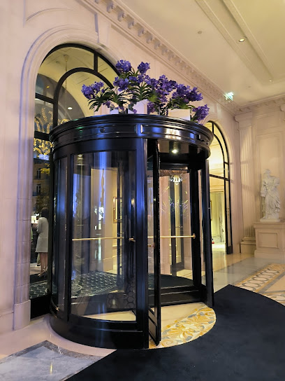 Le Bar