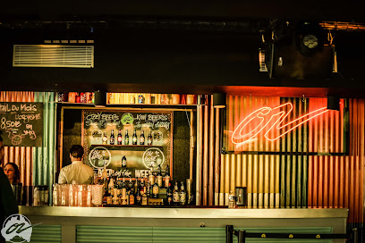 Rooftop Café Oz