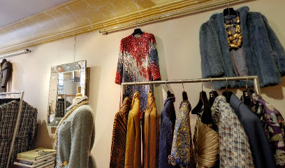 Renaissance - Vintage Fashion Paris