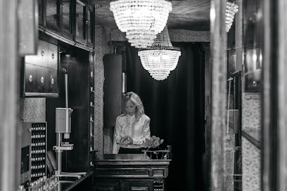 Stephanie de Bruijn - Custom Perfume
