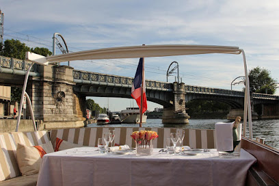 Paris Yacht 1