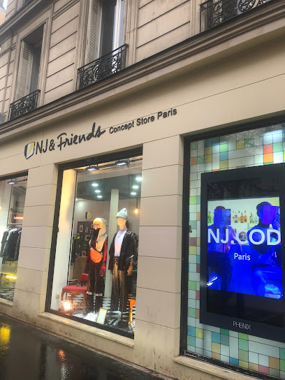 NJ & Friends | E-shop Streetwear Luxury Vintage Clothes Shoes and Accessories