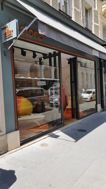 Tectona Paris