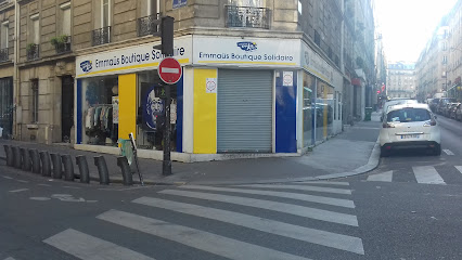 Shop Emmaus 105 Paris 18